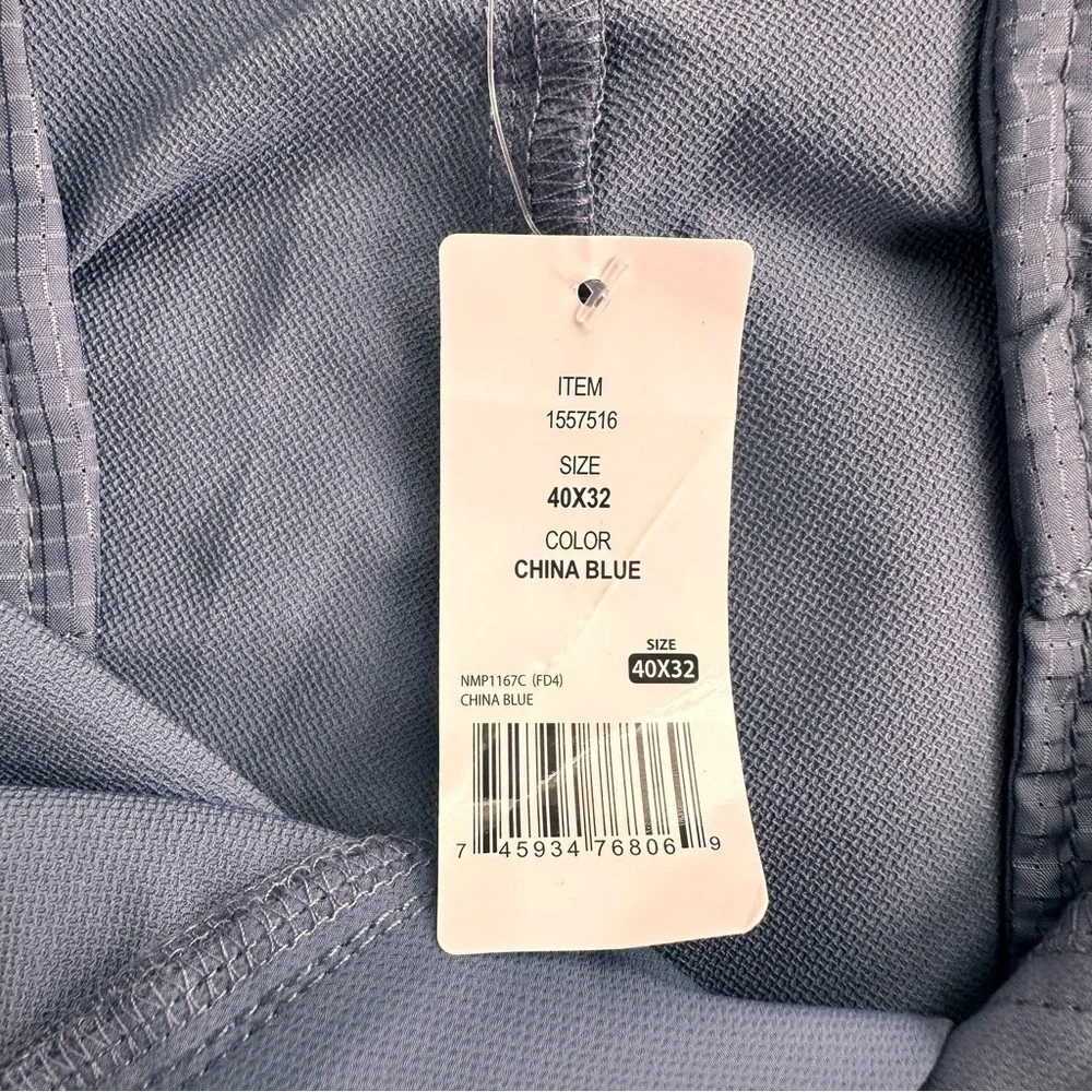 Banana Republic Flat Front Performance Pants. Blue. 40x32. NWT